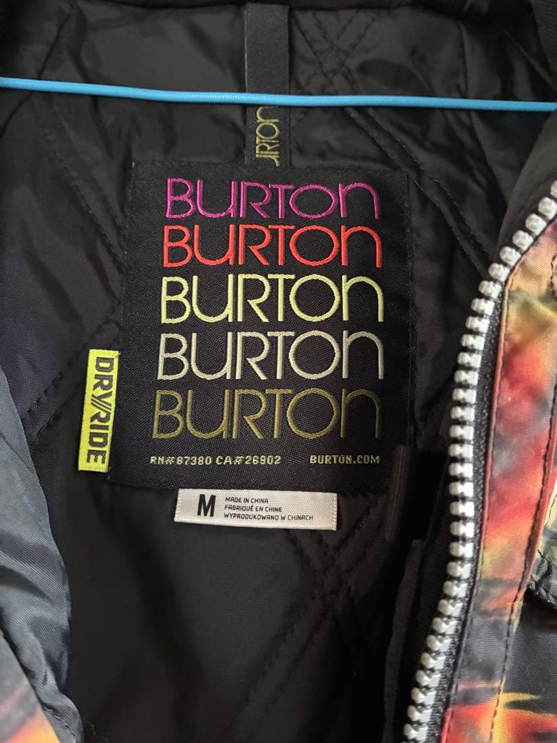 Burton スノーボードジャケット Mサイズ