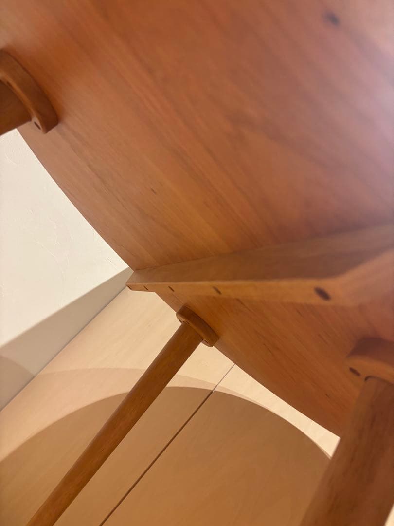 ビスコット　3本足ラウンドダイニング80cm 天然突板 日本製