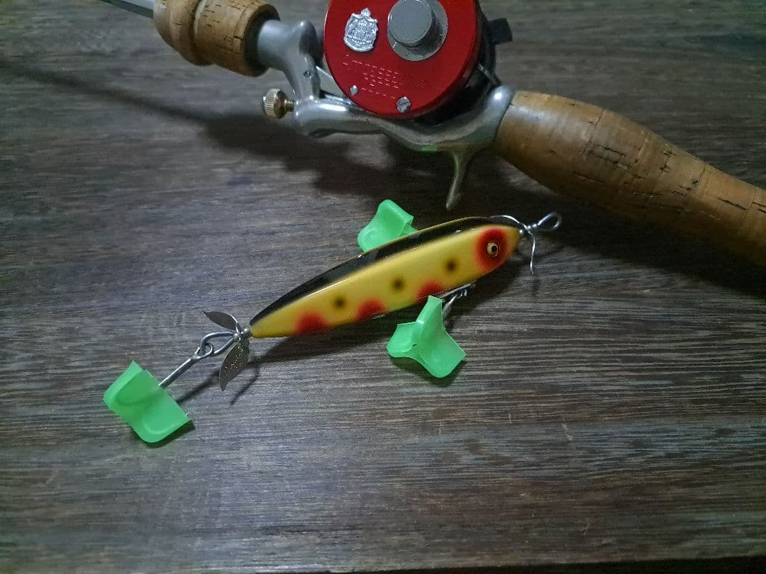 道楽　DOWLUCK 　ドウラク　ボテジャコミノー　S　ストロベリー