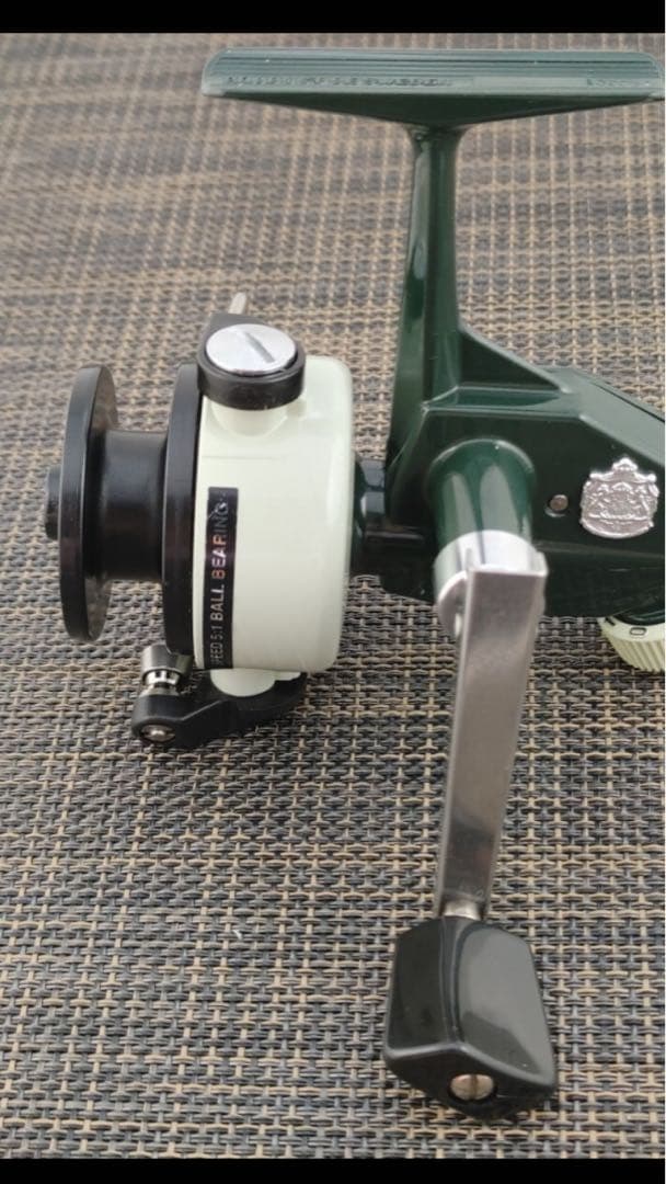 ABU カーディナル33 箱 袋説明書付属 760301 美品 ラインローラー付