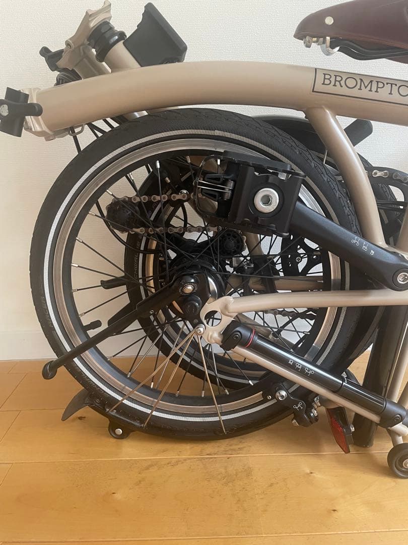 BROMPTON 2024年モデル S6L デューンサンド ブルックスのサドル付