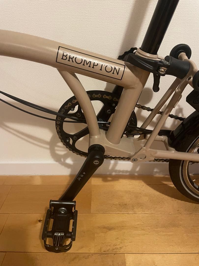 BROMPTON 2024年モデル S6L デューンサンド ブルックスのサドル付