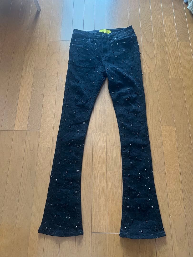 y様専guapi グアピ ラインストーン デニム フレア 30 - メルカリ