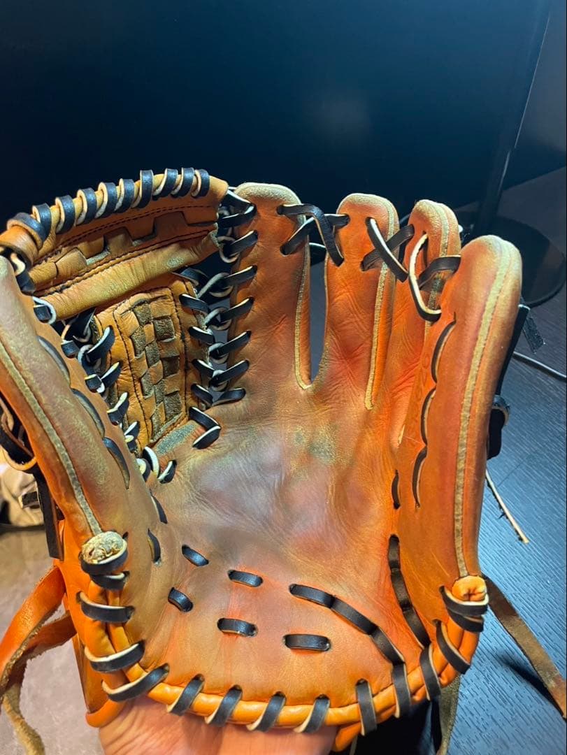 アンダーアーマー 軟式 グラブ 右投げ