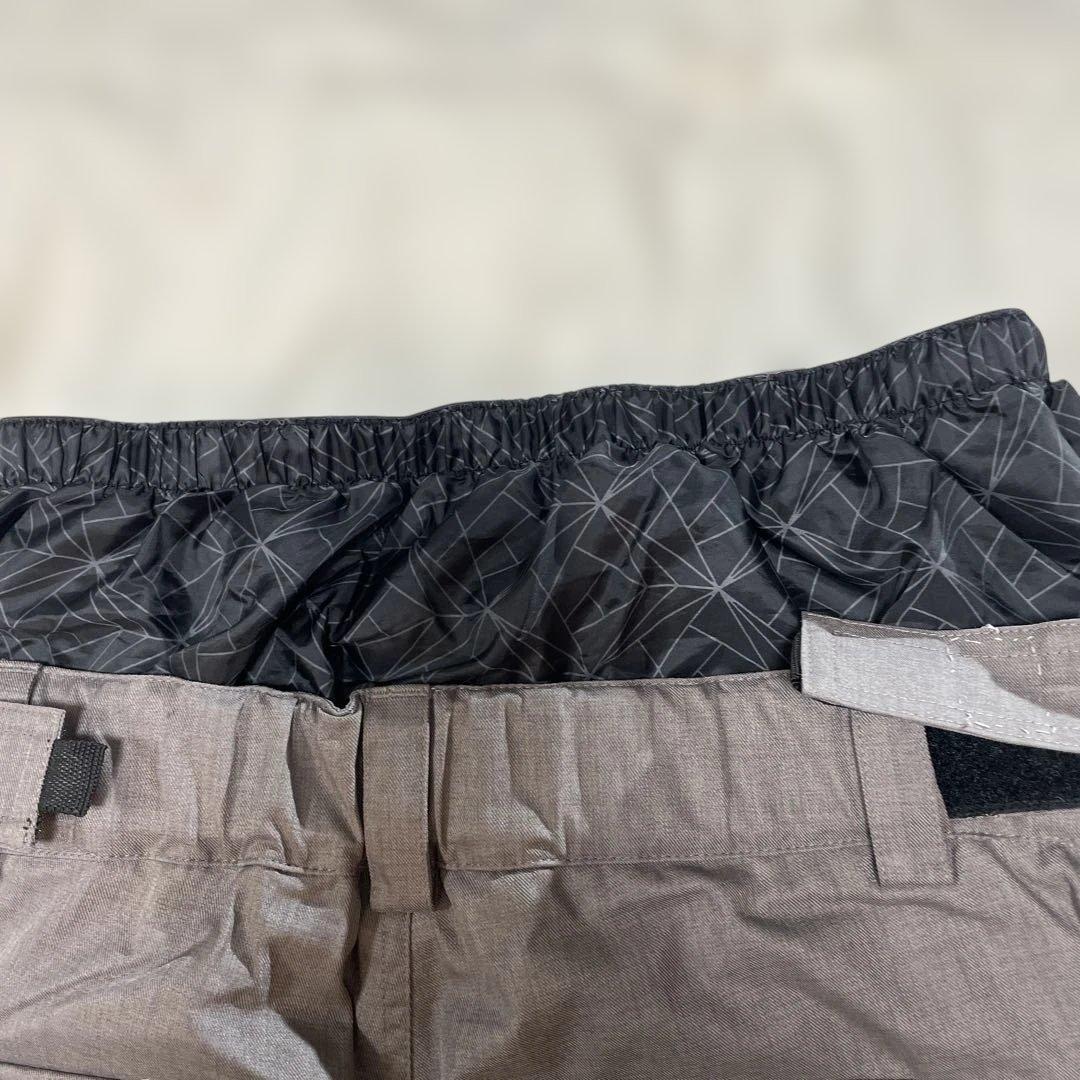 一回使用　メンズ　クイックシルバー　スノーボードウェア S