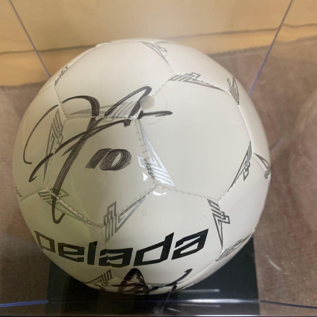 【非売品】水戸ホーリーホックのプロ選手本間幸司選手金久保順選手のサイン入りボール