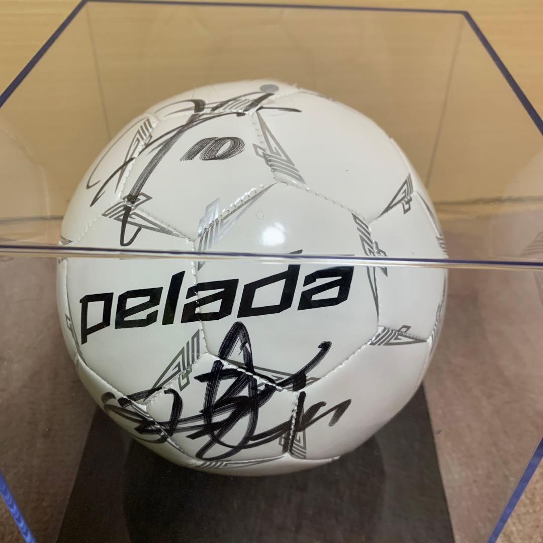 【非売品】水戸ホーリーホックのプロ選手本間幸司選手金久保順選手のサイン入りボール