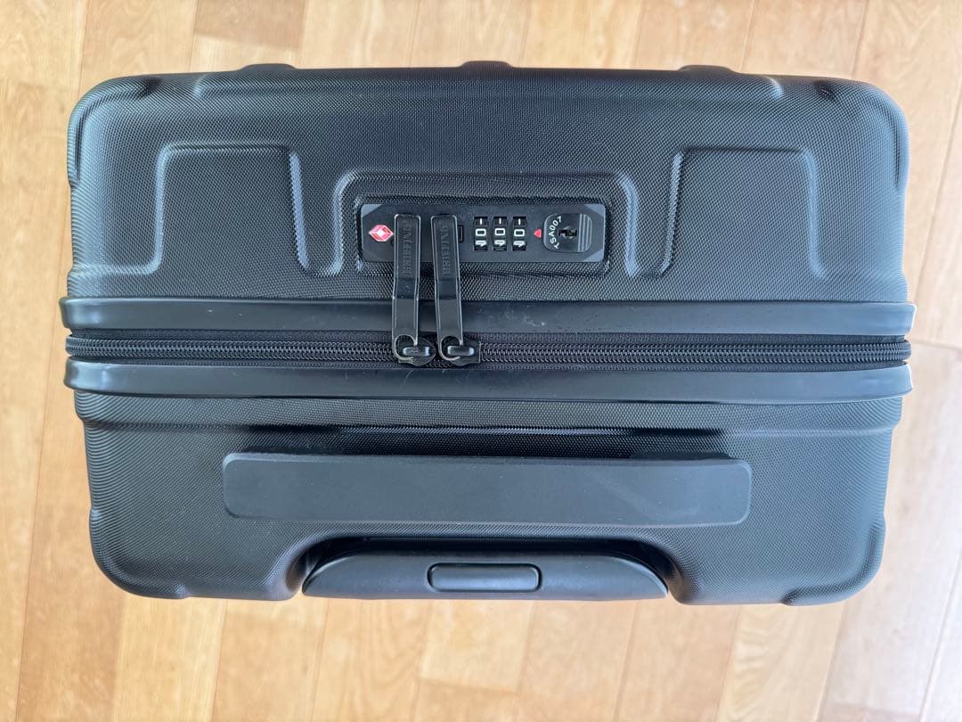 BRIEFING ハードシェルキャリーケース 37L ブラック