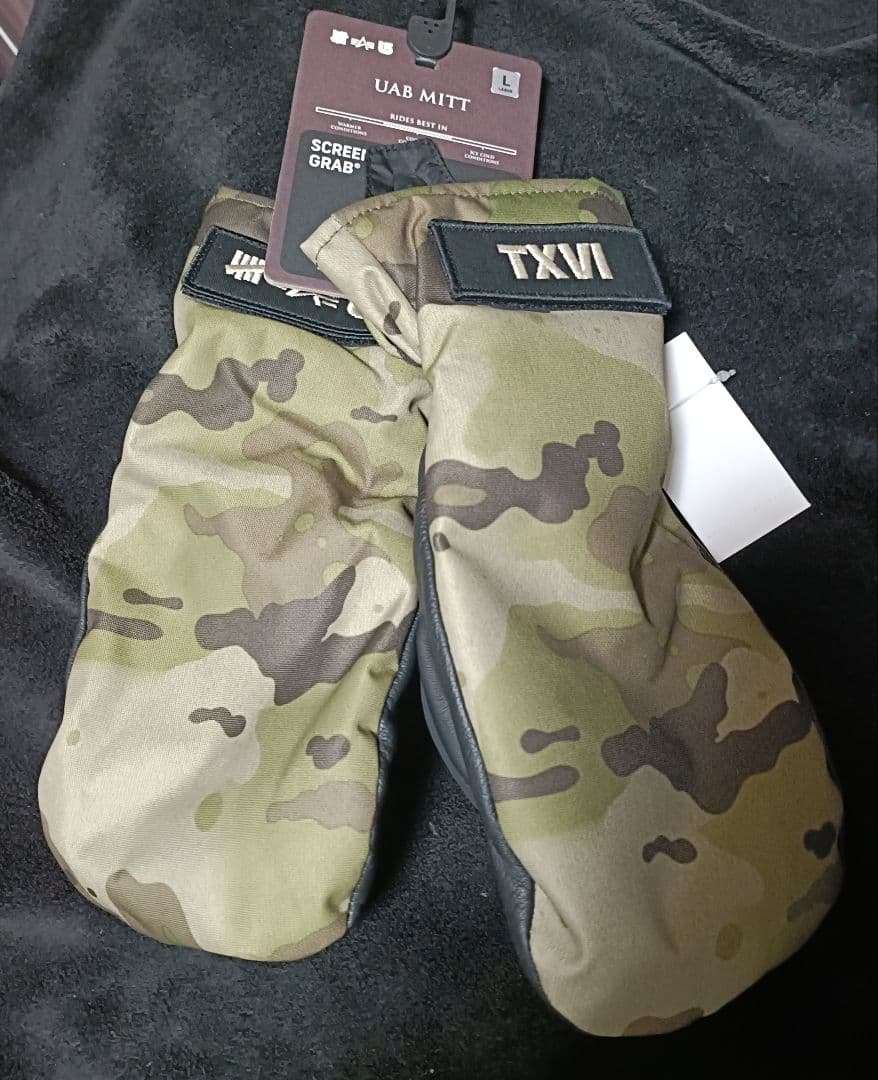 BURTON ALPHA UNDEFEATED ウェア グローブセット新品