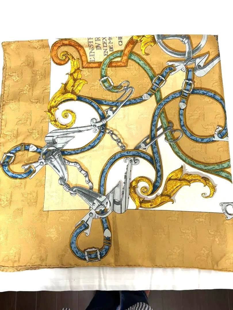 【未使用・正規品】HERMÈSエルメス スカーフ カレ90 エルメスの名作カレ