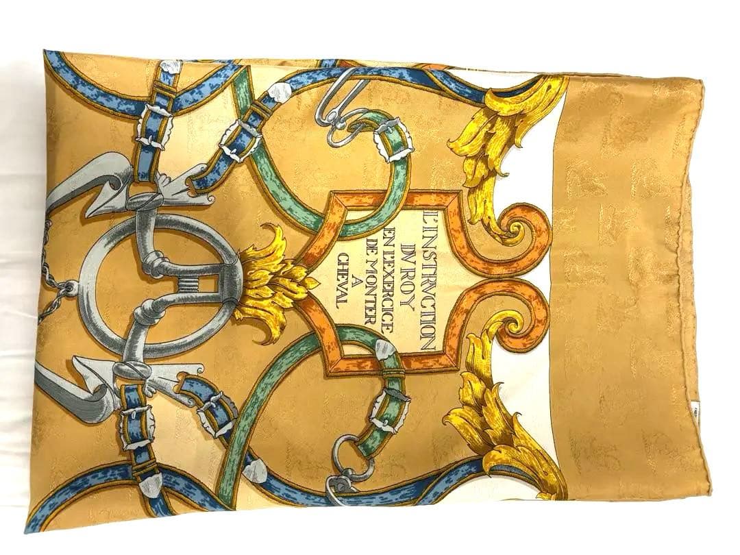 【未使用・正規品】HERMÈSエルメス スカーフ カレ90 エルメスの名作カレ