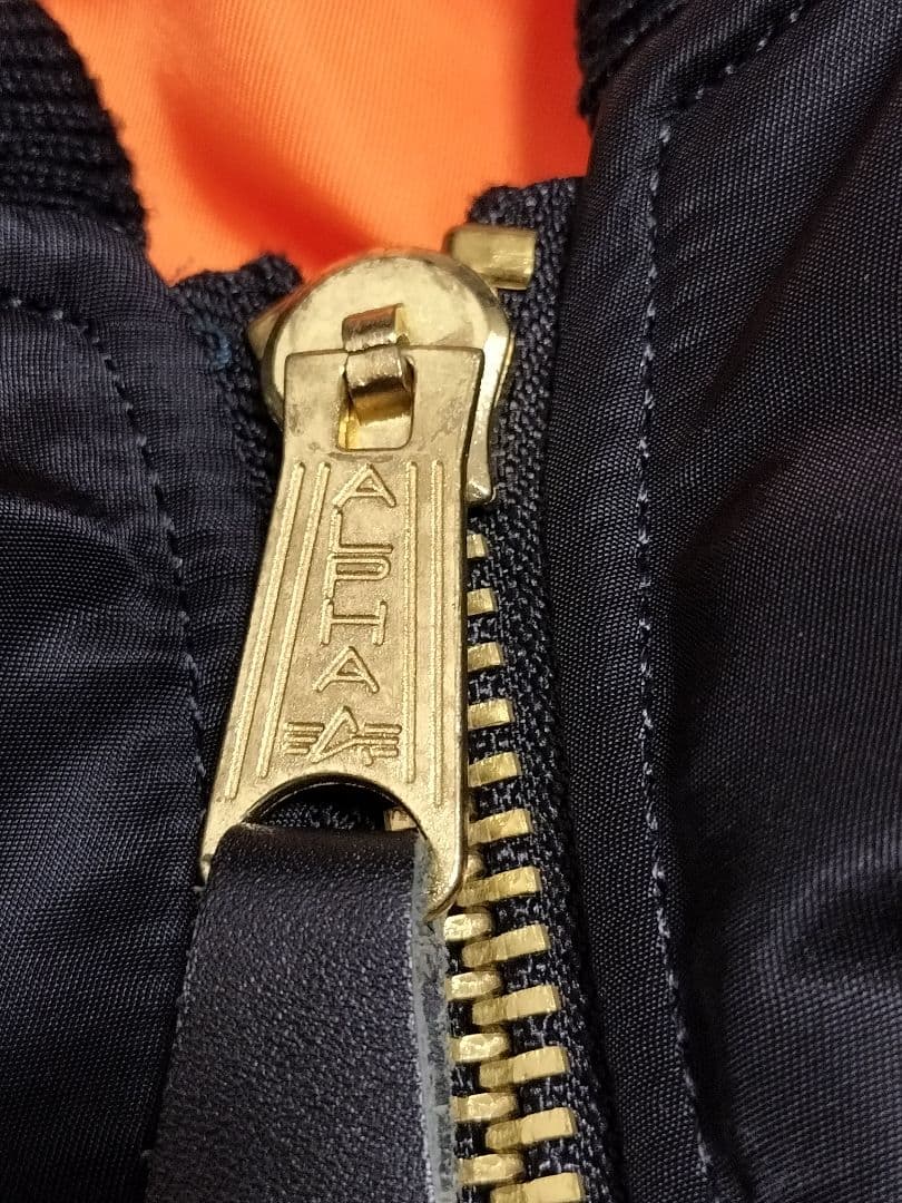 Alpha Industries MA-1フライトジャケットM 黒
