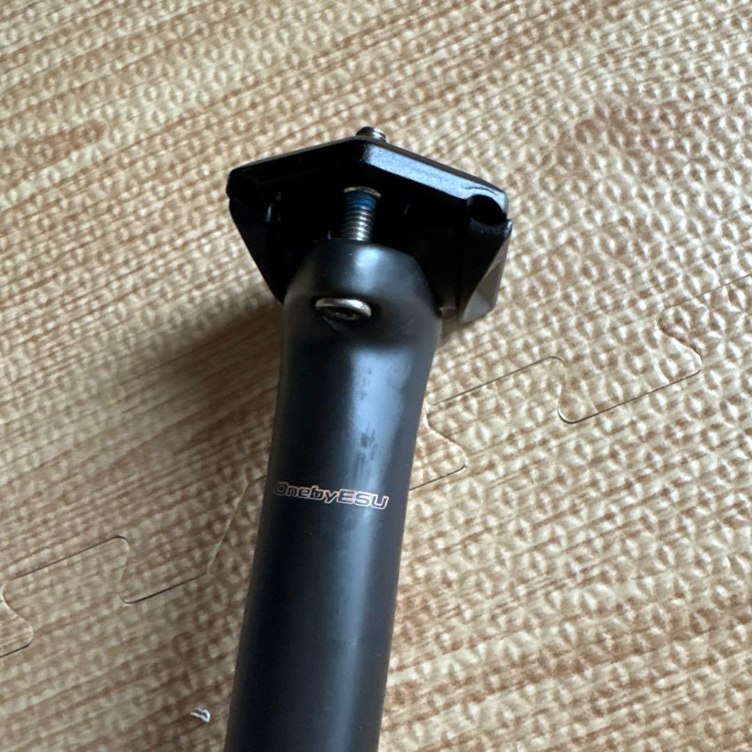 ワンバイエス カーボン メルト シートポスト　27.2φ