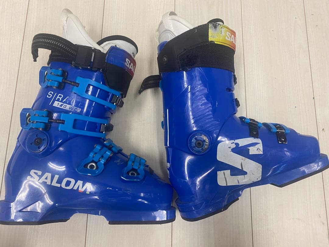 SALOMON ブーツ　130 極美品
