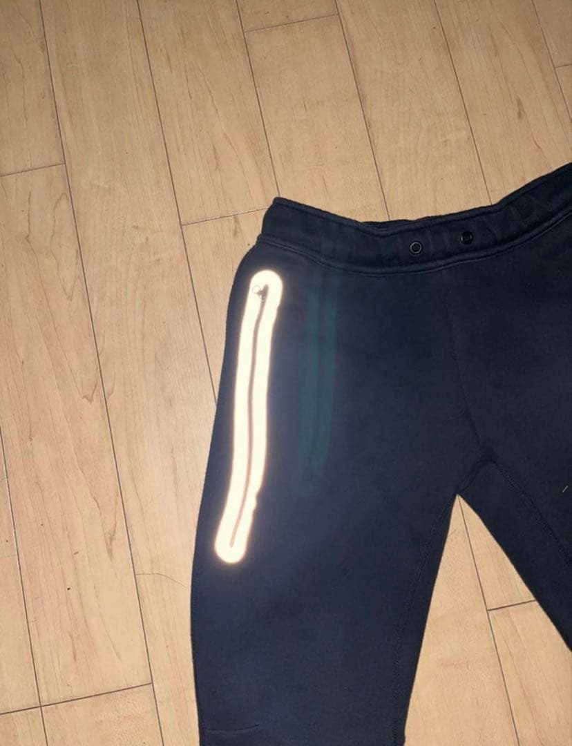 NIKE 反射テックフリース　セットアップ　 (Tee Shine着用)