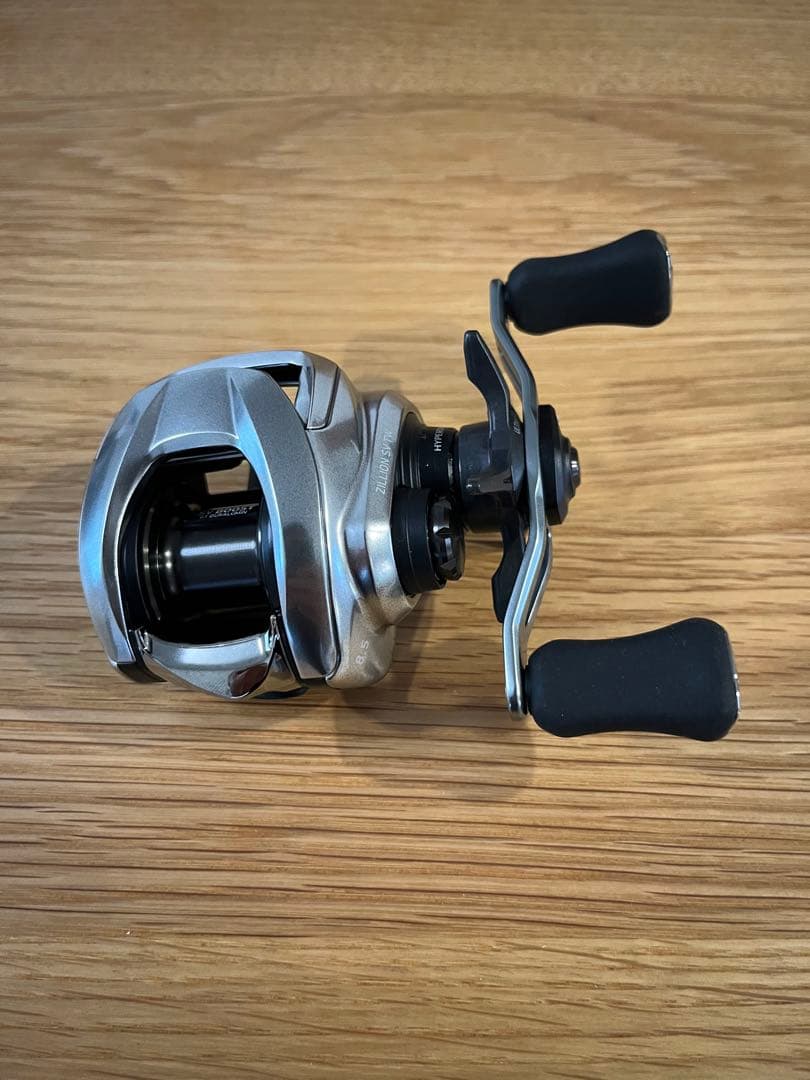 新品☆ダイワ ZILLION SV TW 1000XH☆