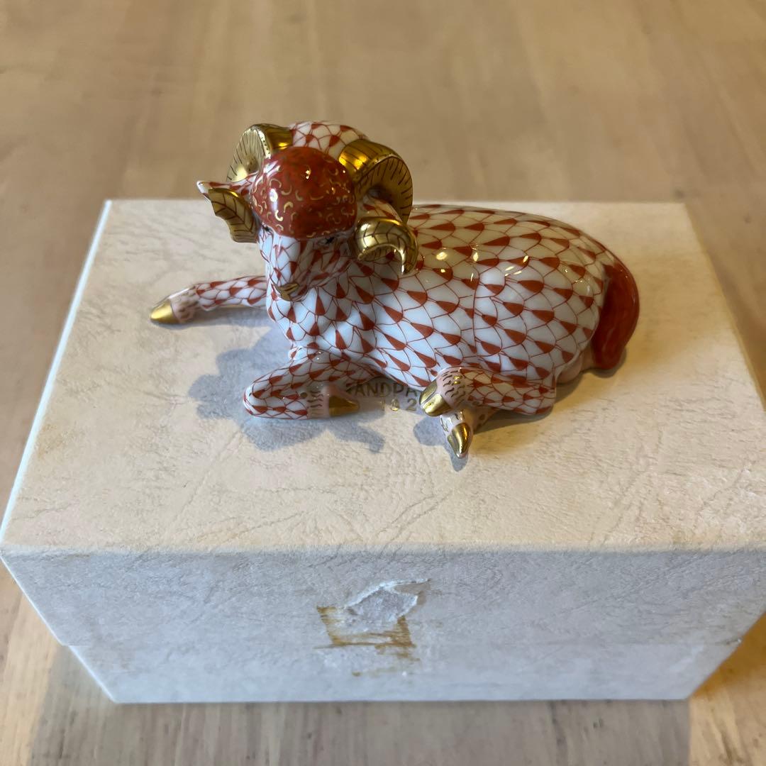 ヘレンド　干支羊ひつじ置物