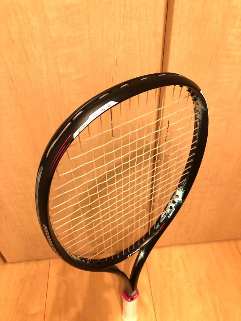 【美品】ヨネックス YONEX ジオブレイク50v ソフトテニスラケット