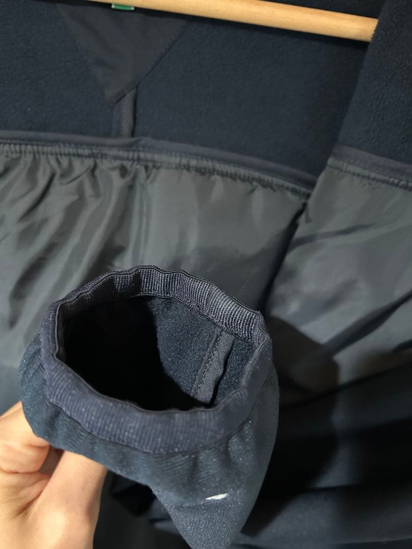 トミーヒルフィガー ゴルフ　アウター