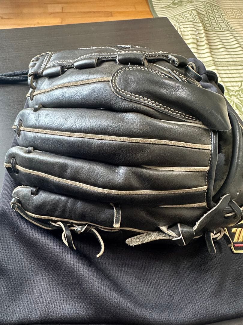 ZETT プロステイタス硬式野球ピッチャー用グローブ ブラック