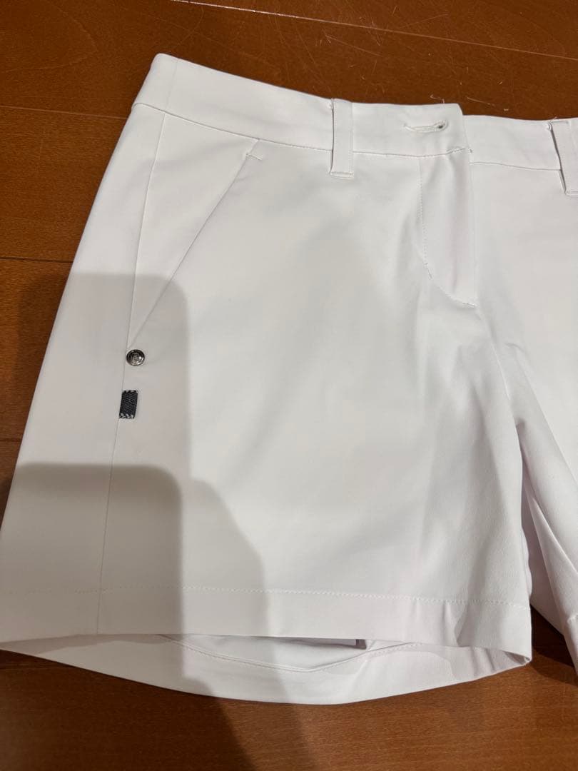 ブリーフィング　ショートパンツ　白　ホワイト　S