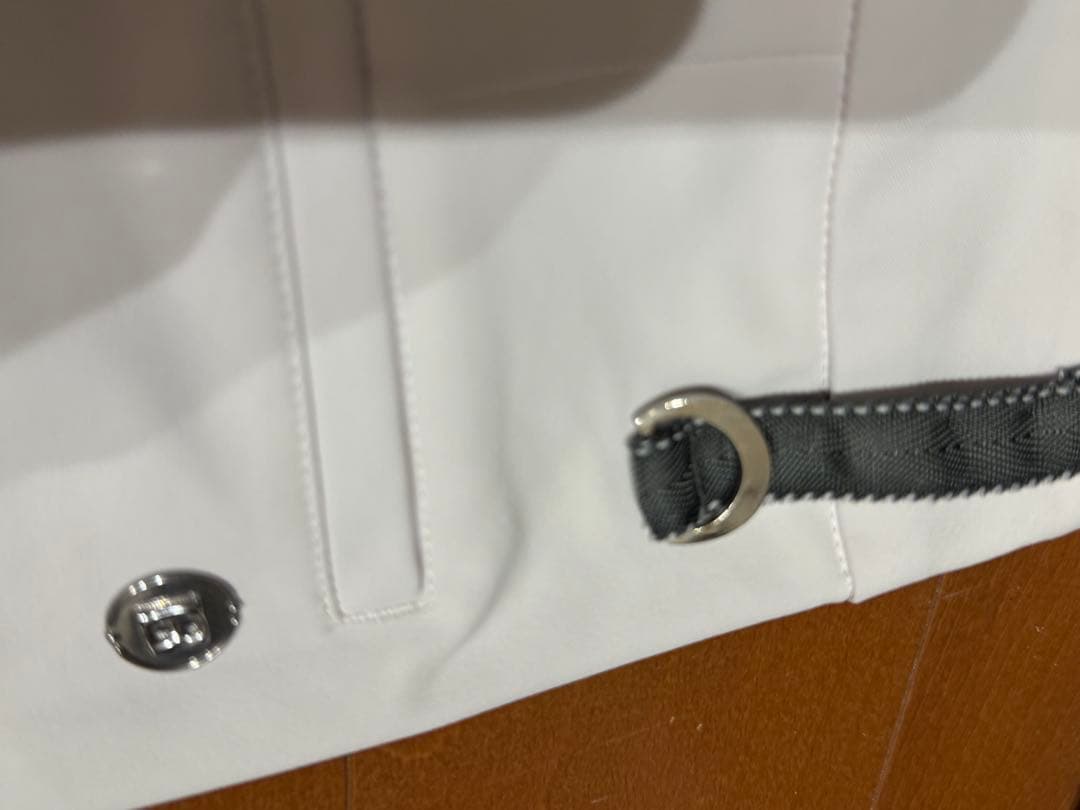 ブリーフィング　ショートパンツ　白　ホワイト　S