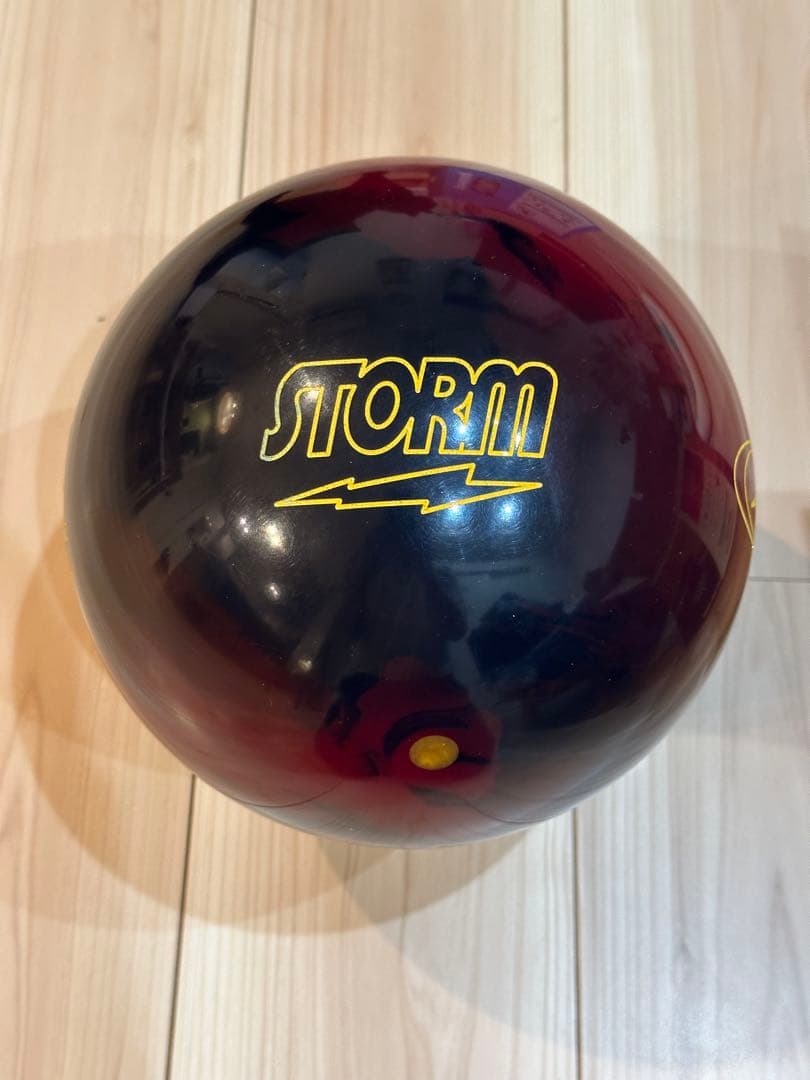 STORM BITE FROST ボウリングボール Bite Frost ボウリングボール 15ポンド