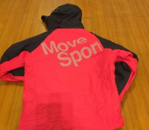 最終割♥デサント　キッズ　スノーウェア　上下　150 DWJQJH01