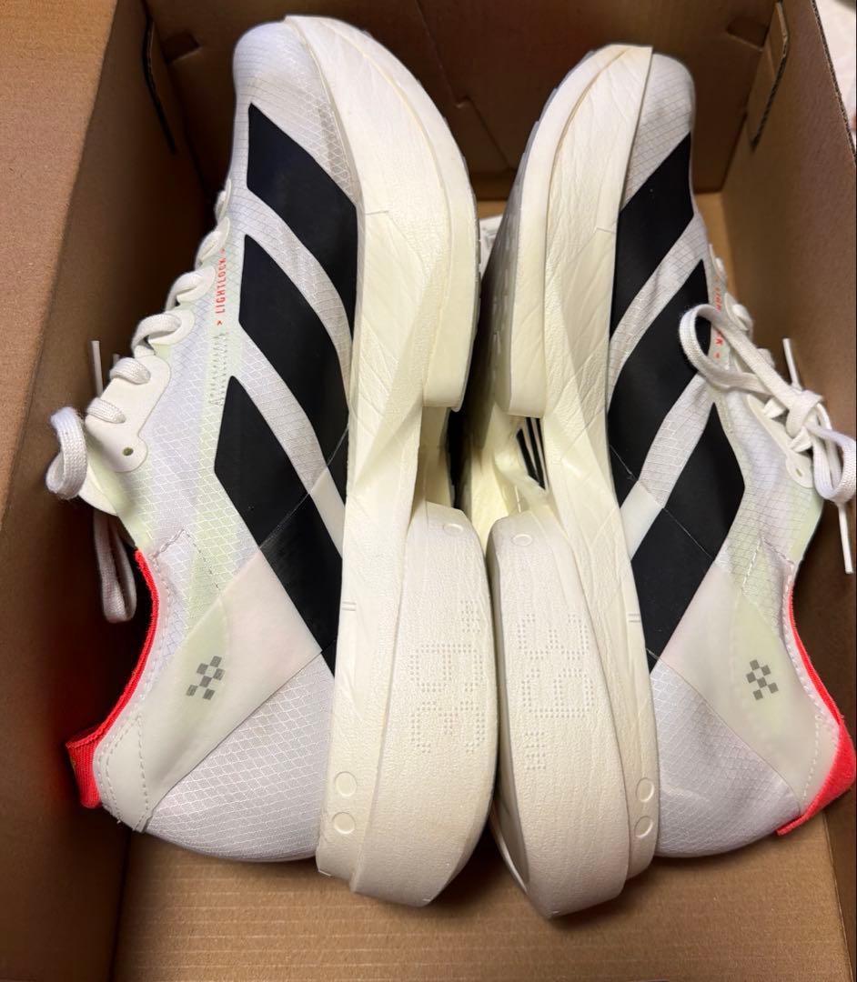 アディオスプロ4 26.0cm