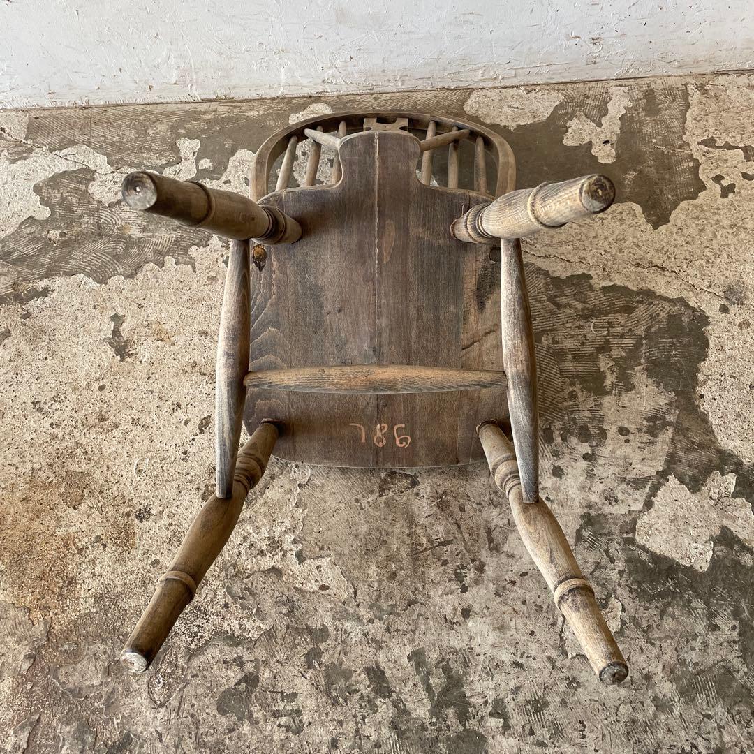 ビンテージ　Vバックダイニングチェア　ホイールバックチェア　剥離加工　no3