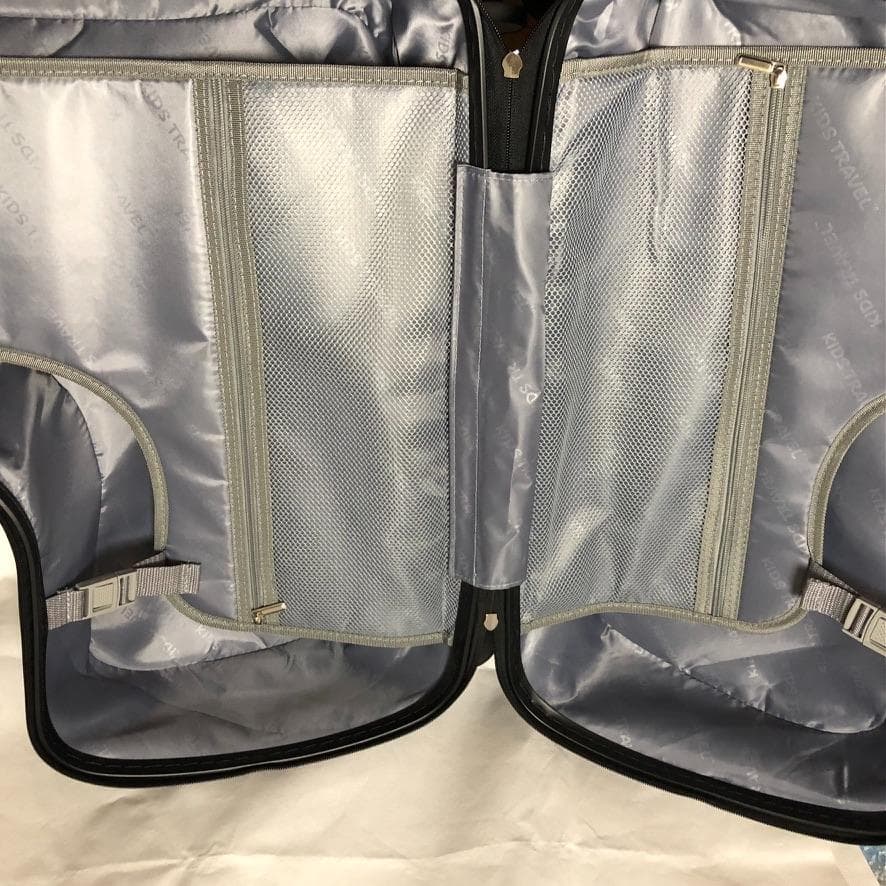 中古】子供が乗れるキャリーケース キッズトラベル Mサイズ ブラックZ6