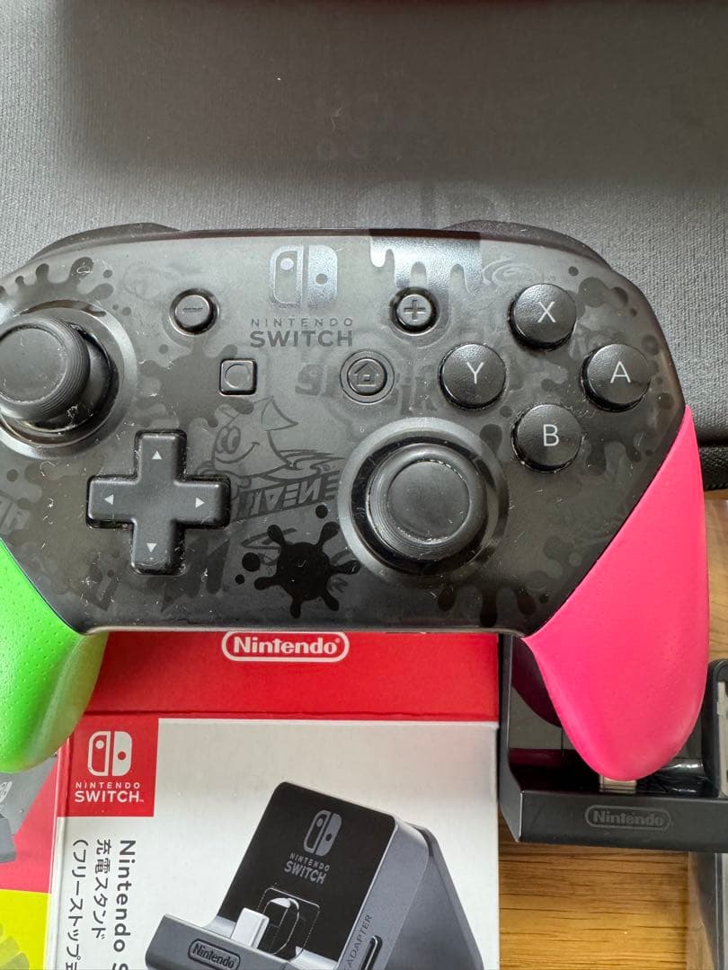 ニンテンドー　Switch 本体　コントローラー　充電スタンド　セット販売　中古