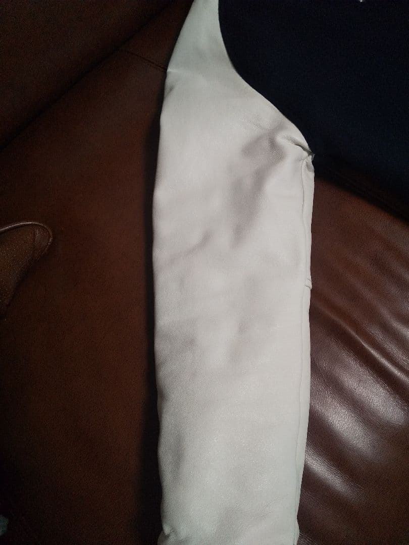 ハイドアンドシーク　ネイビー　スタジャン　美品