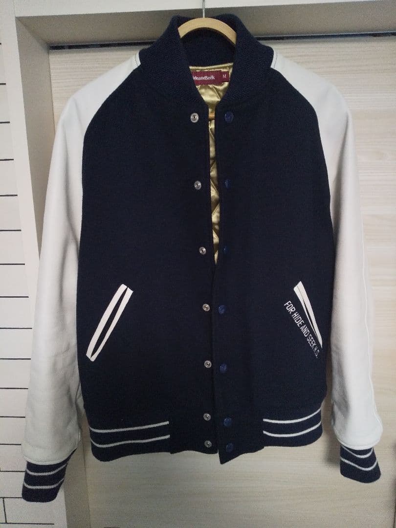 ハイドアンドシーク　ネイビー　スタジャン　美品