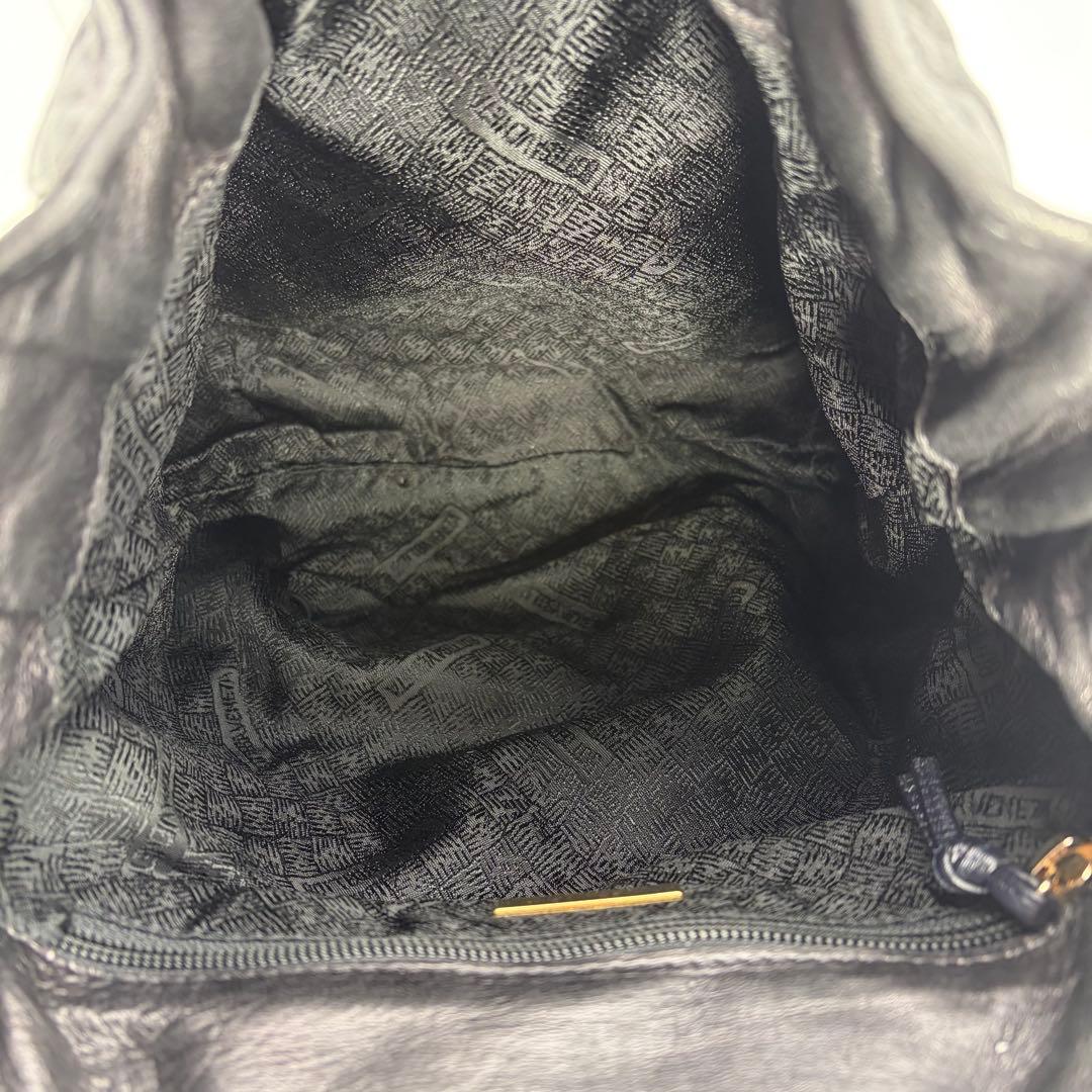 【良品】ボッテガヴェネタ イントレチャート ブラック オールレザーリュック