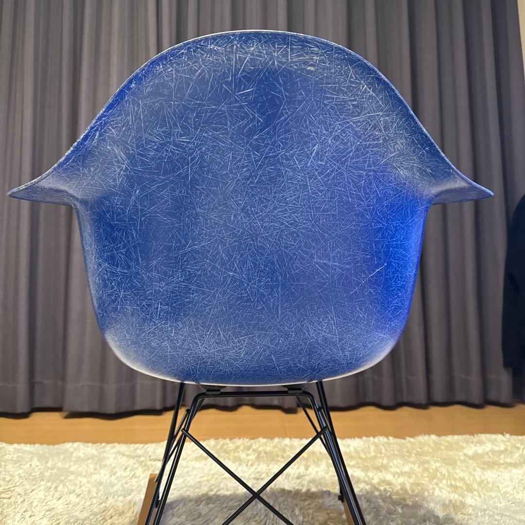 ハーマンミラー社　イームズ　サイドシェルチェア