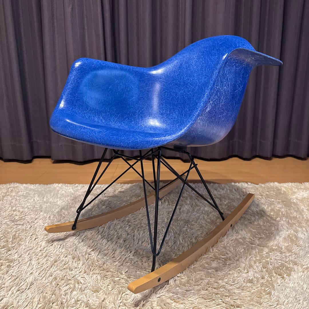 ハーマンミラー社　イームズ　サイドシェルチェア