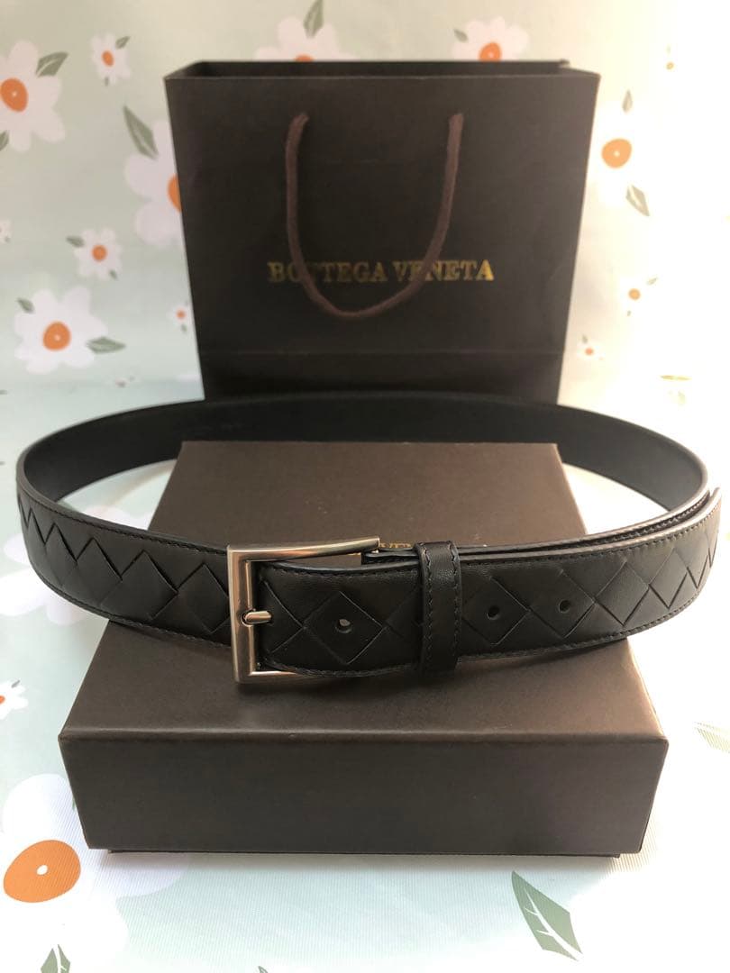 ボッテガヴェネタ　レザーベルト 　黒/金色バックル　120センチ　超美品