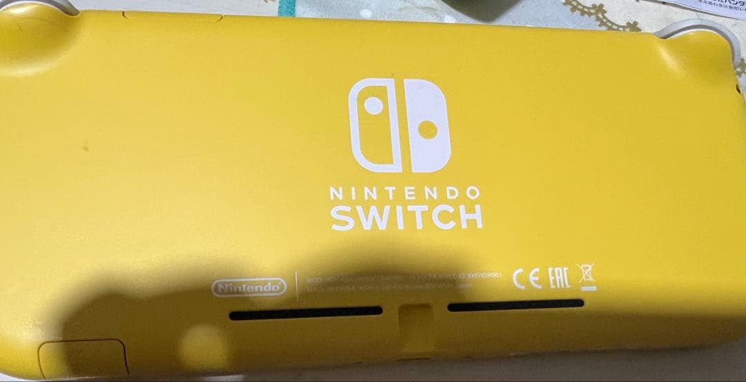 が*ん様 Nintendo Switch Lite イエロー