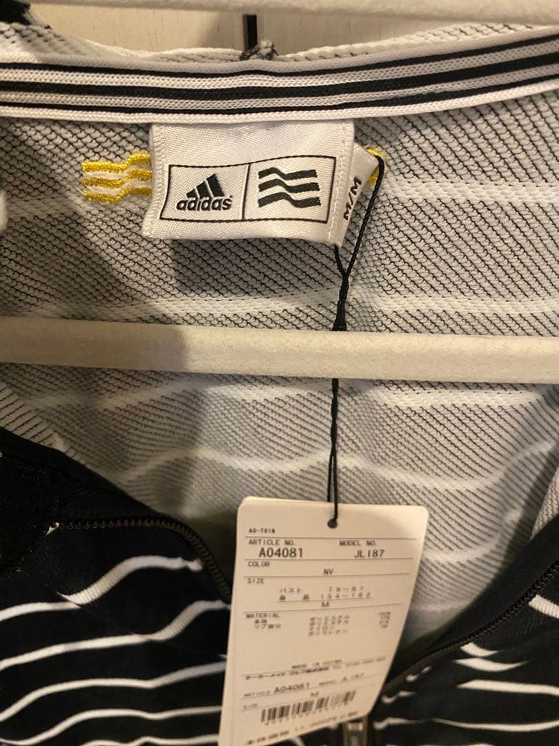 ゴルフウェアadidas
