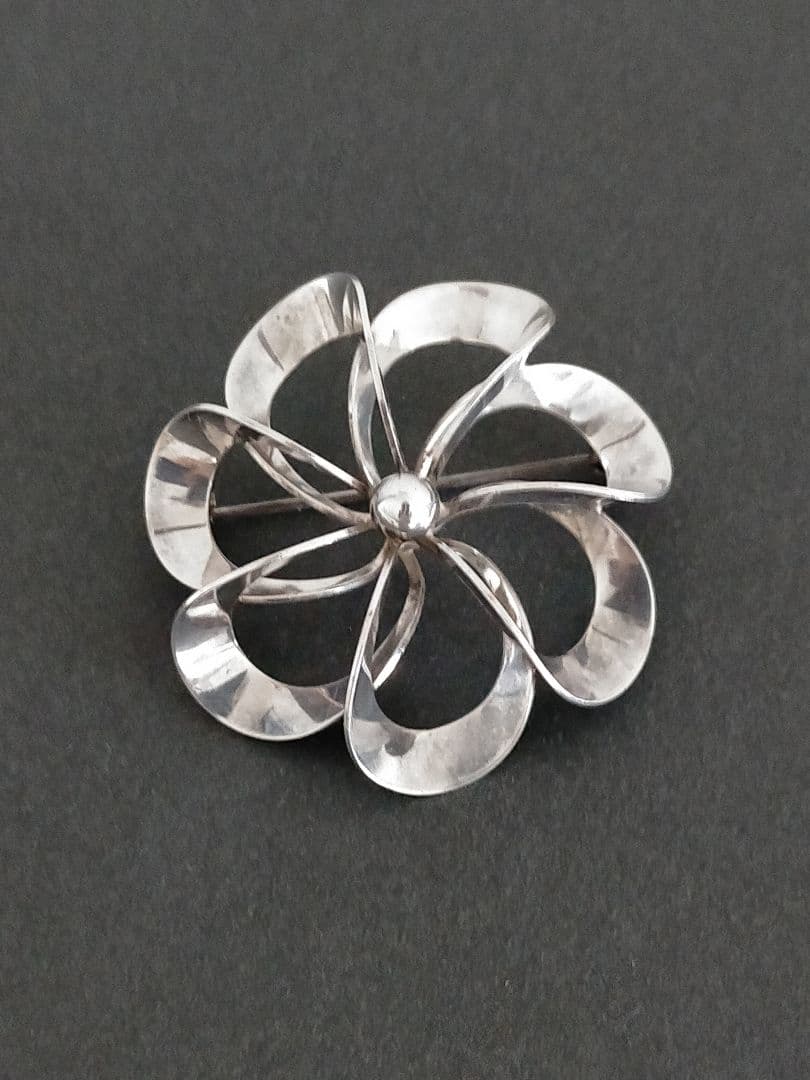 北欧ヴィンテージ N.E FROM フロムシルバーのブローチ