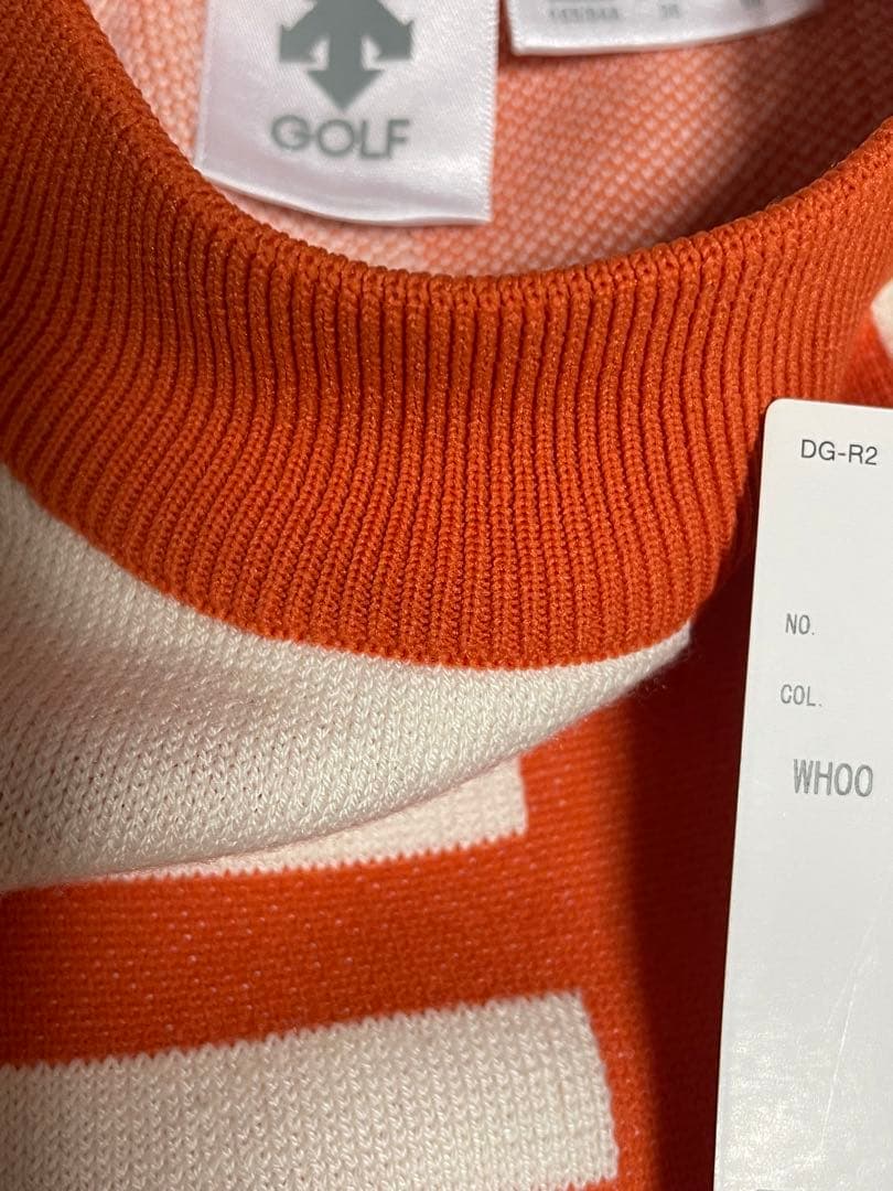 新品　デサントゴルフウェア　上下セット　レディースセータースカートセット