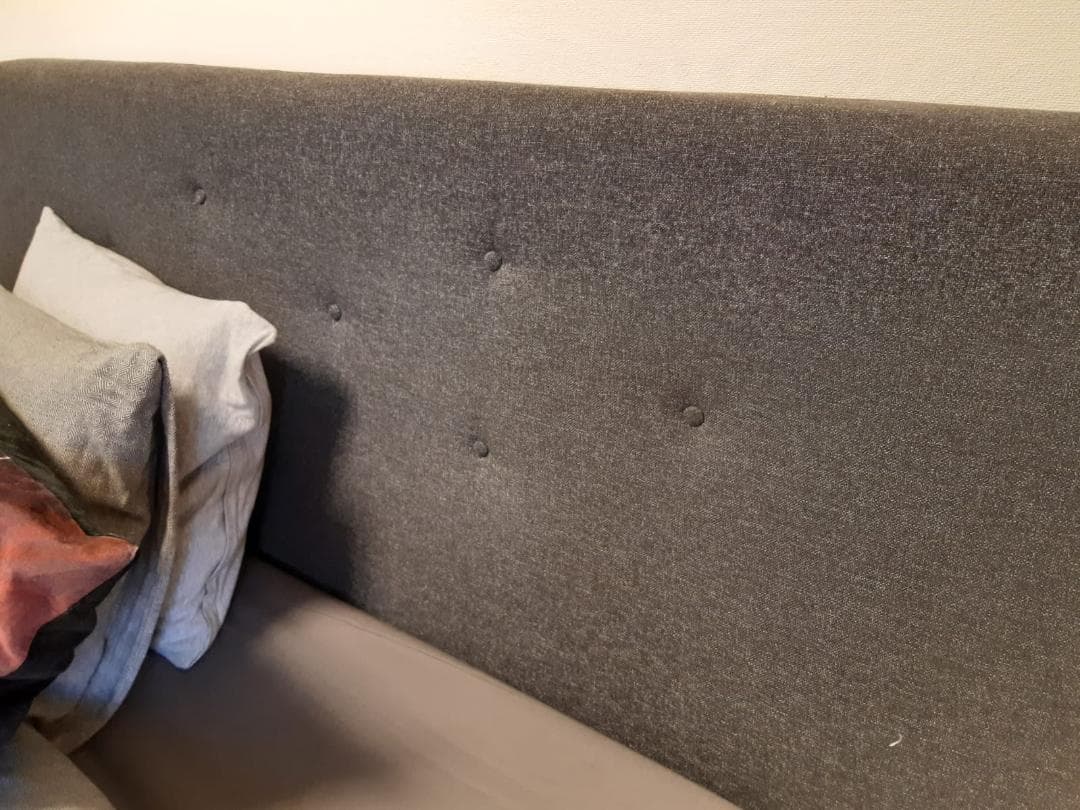 イケア製クイーンサイズベッド IDANÄS