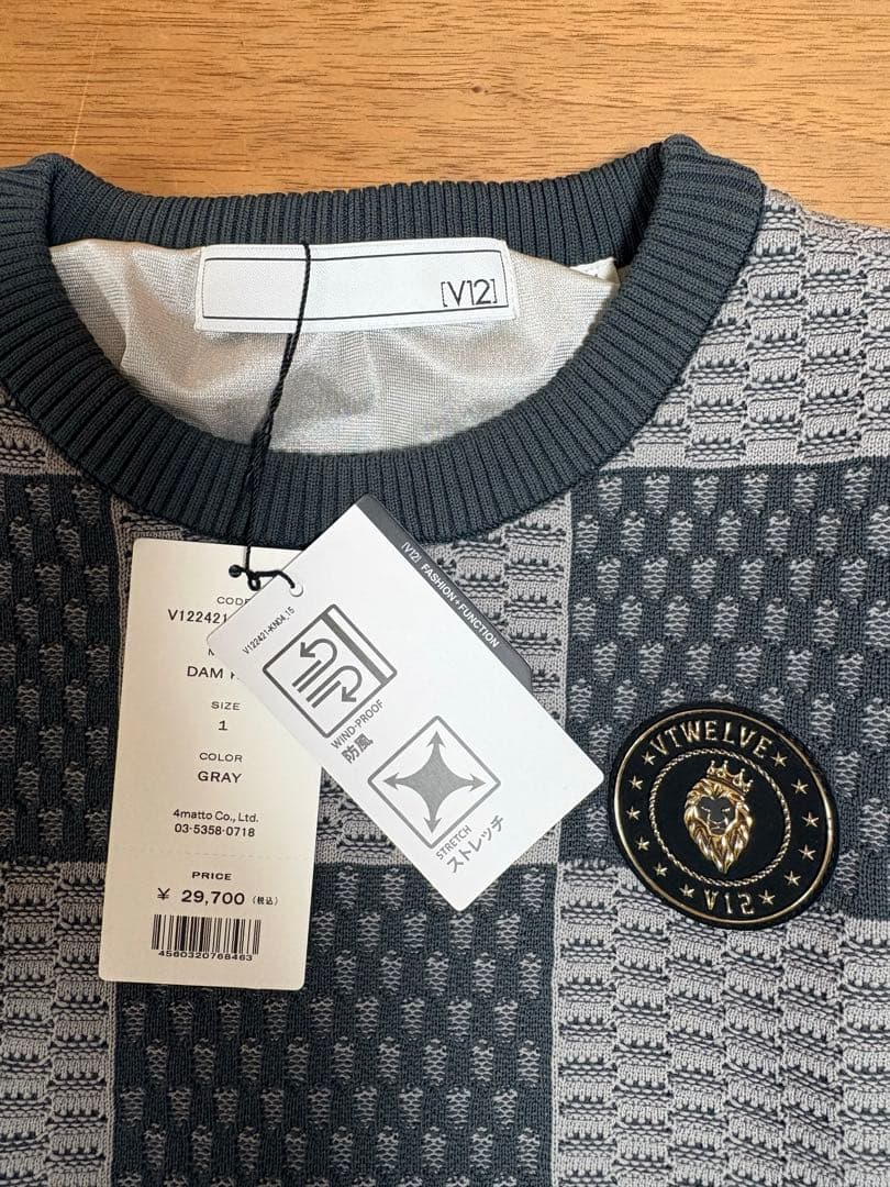 【新品タグ付】 V12 防風チェック柄セーター M グレー