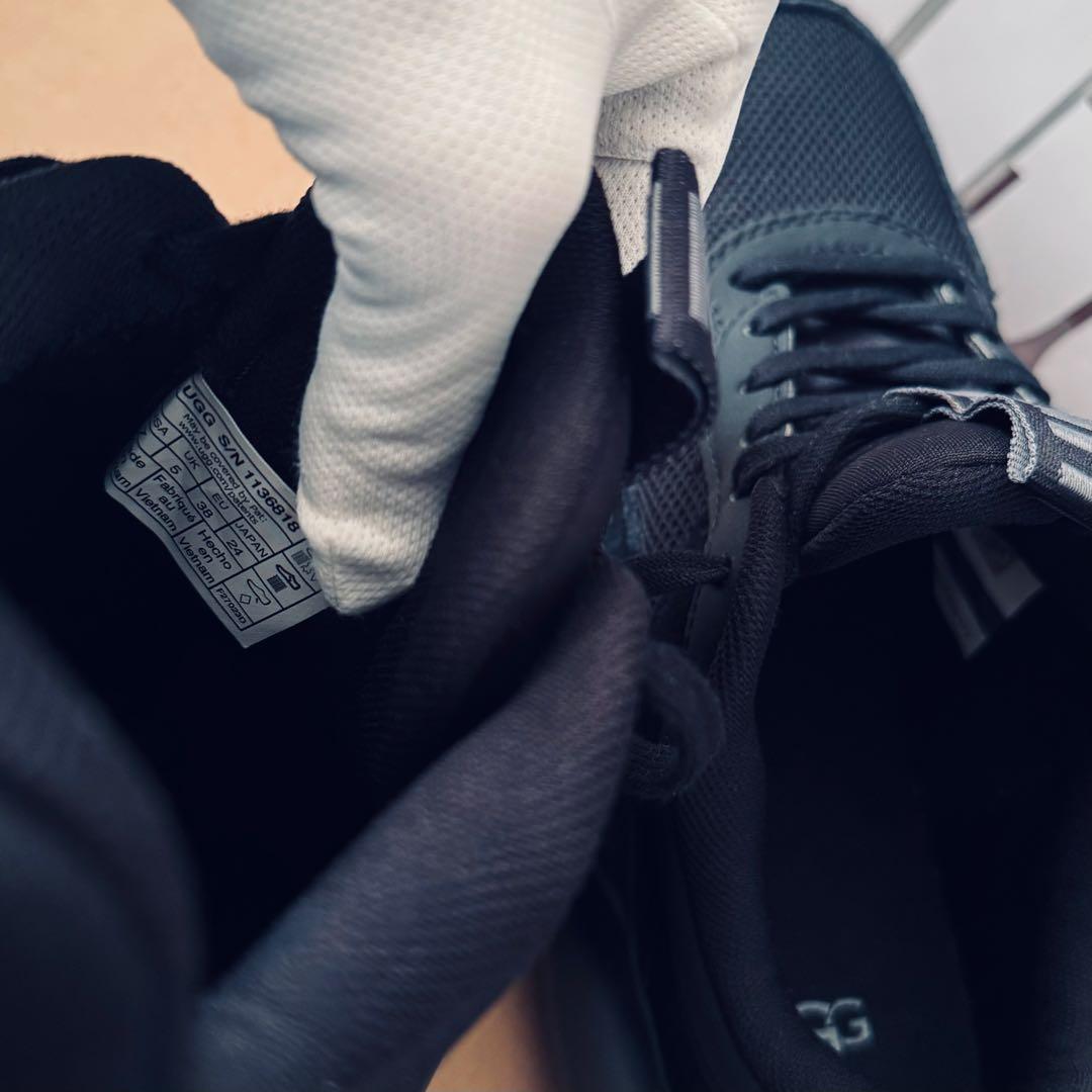 値下げ UGG アグ LA CLOUD TRAINER 厚底 スニーカー 黒