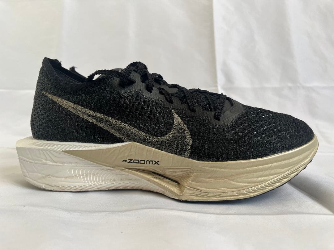 ナイキ ヴェイパーフライ 3 ランニングシューズ マラソン 26.5