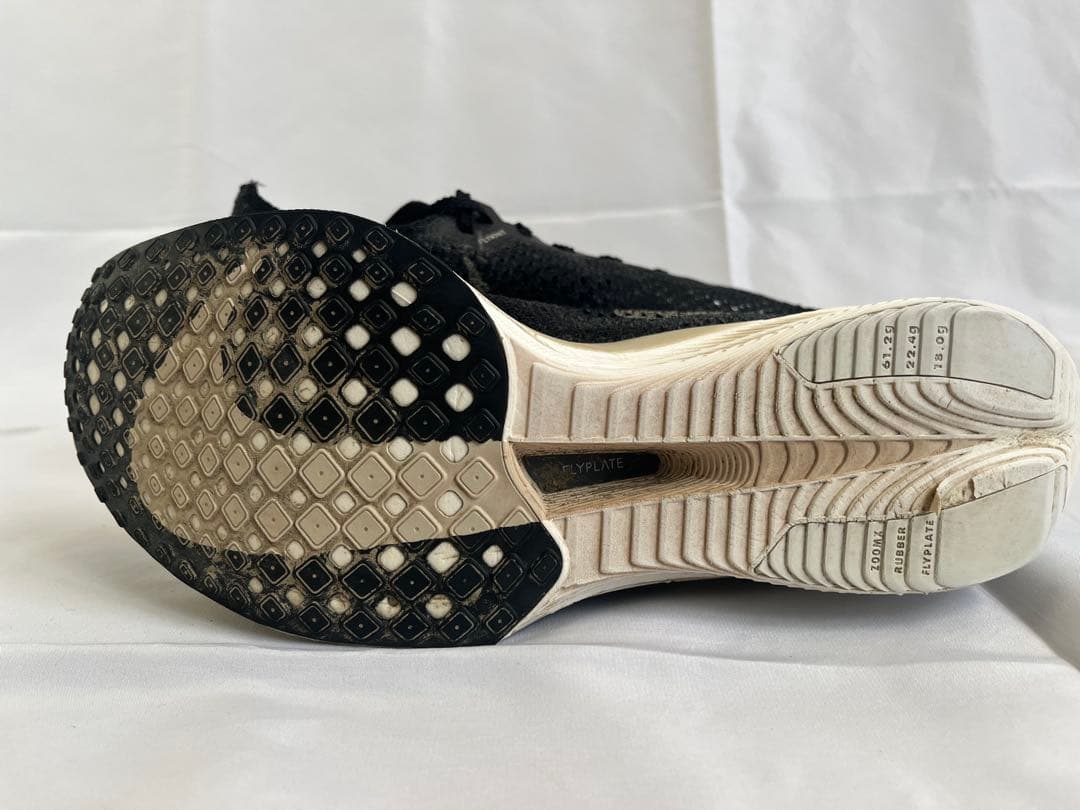 ナイキ ヴェイパーフライ 3 ランニングシューズ マラソン 26.5