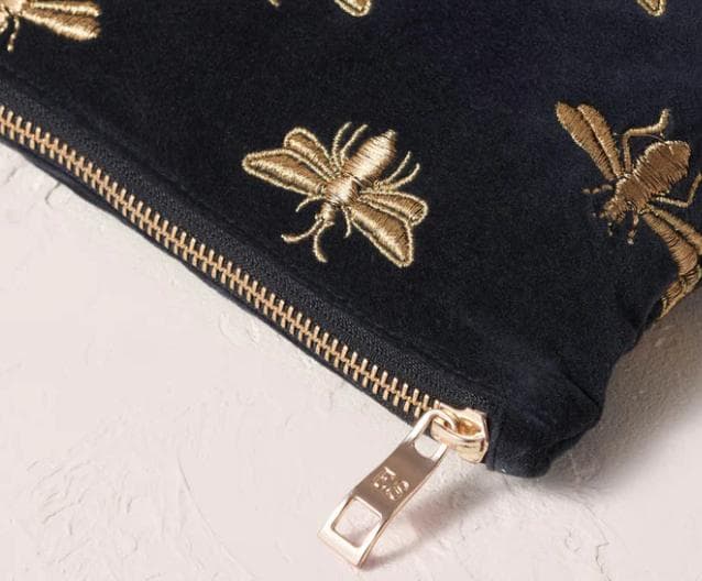 新品未使用品☆Elizabeth Scarlett beeポーチ