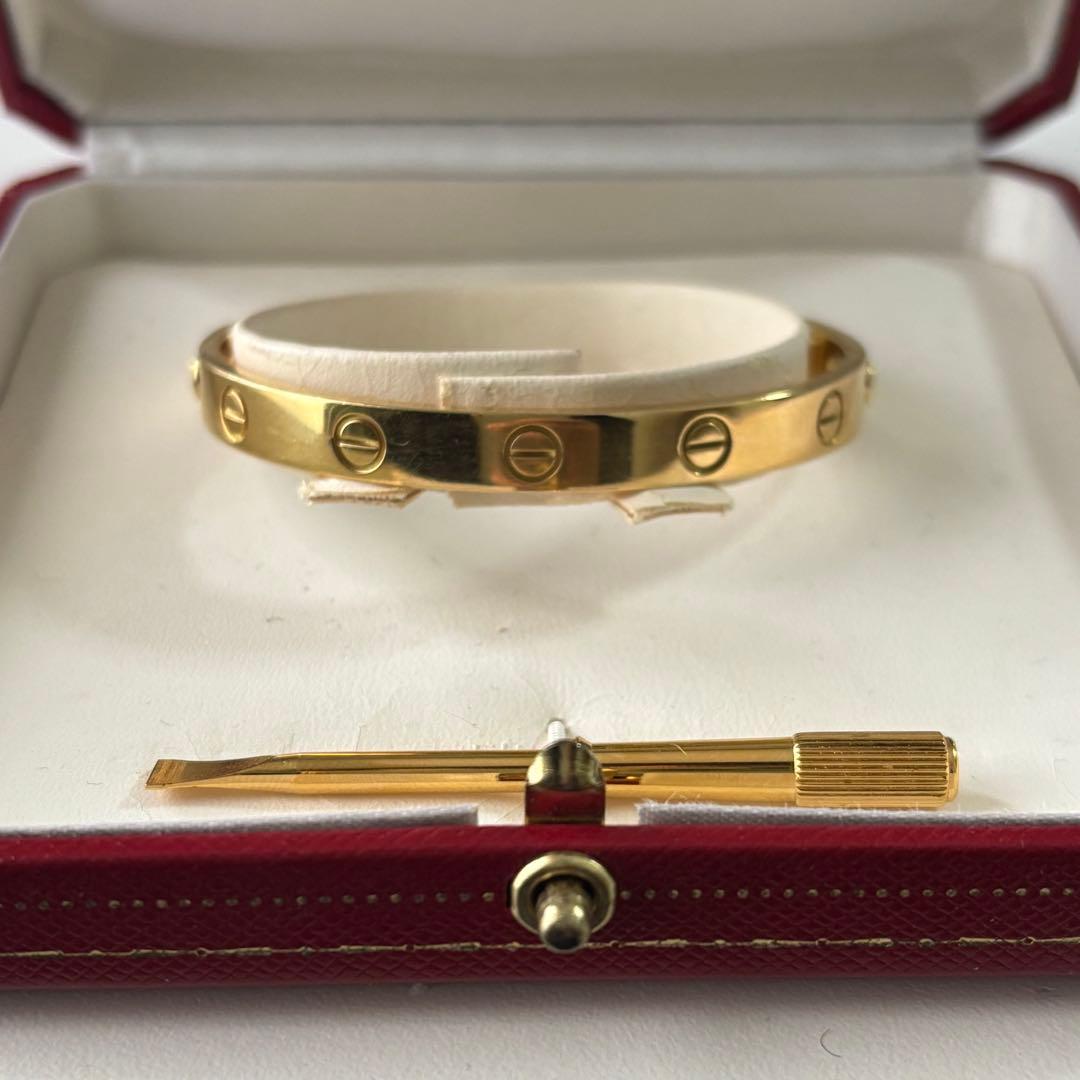 カルティエ　ラブ　ブレスレット　k18 イエローゴールド　クラシックモデル　16
