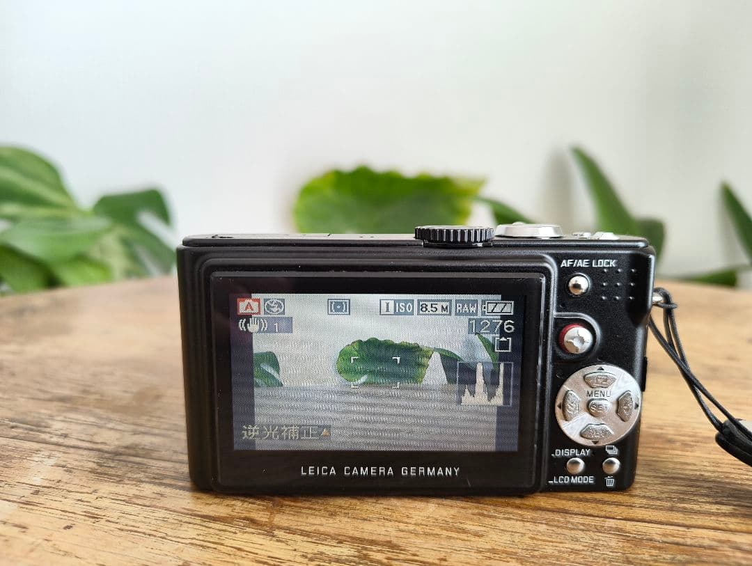 Leica D-LUX 3 コンパクトデジタルカメラ　レザーケース付き
